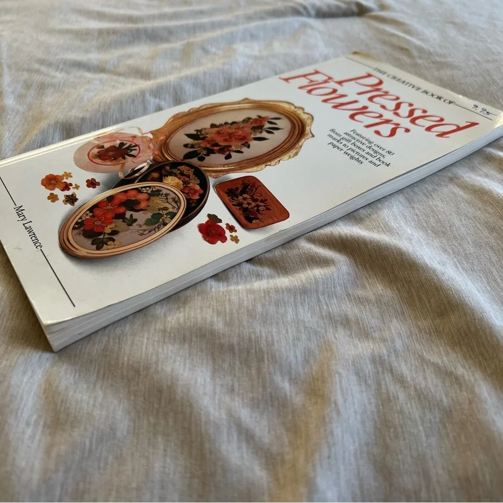 The Creative Book of Pressed Flowers Mary Lawrence 1989 DIY Craft‎ Vintage